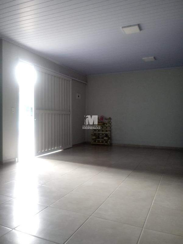 Casa à venda no bairro Bateas:
