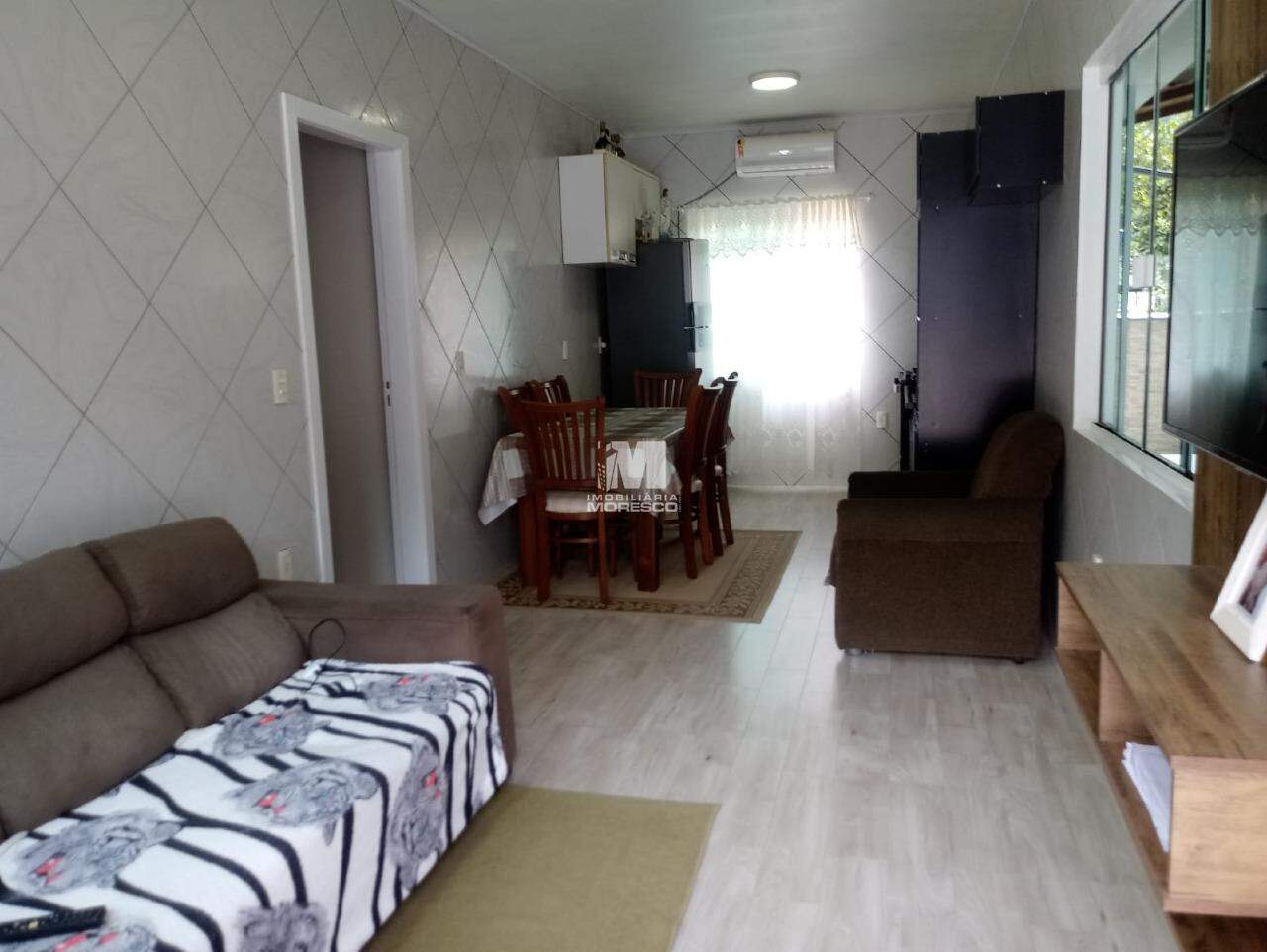 Casa à venda no bairro Bateas:
