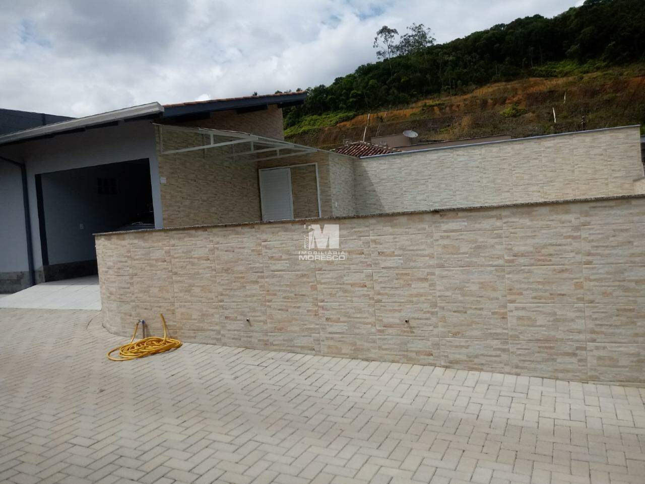 Casa à venda no bairro Bateas: