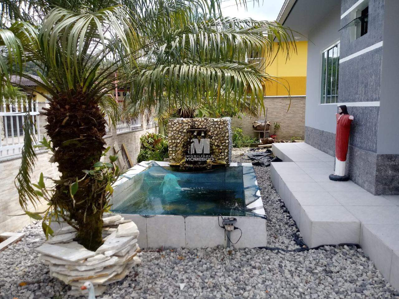 Casa à venda no bairro Bateas: