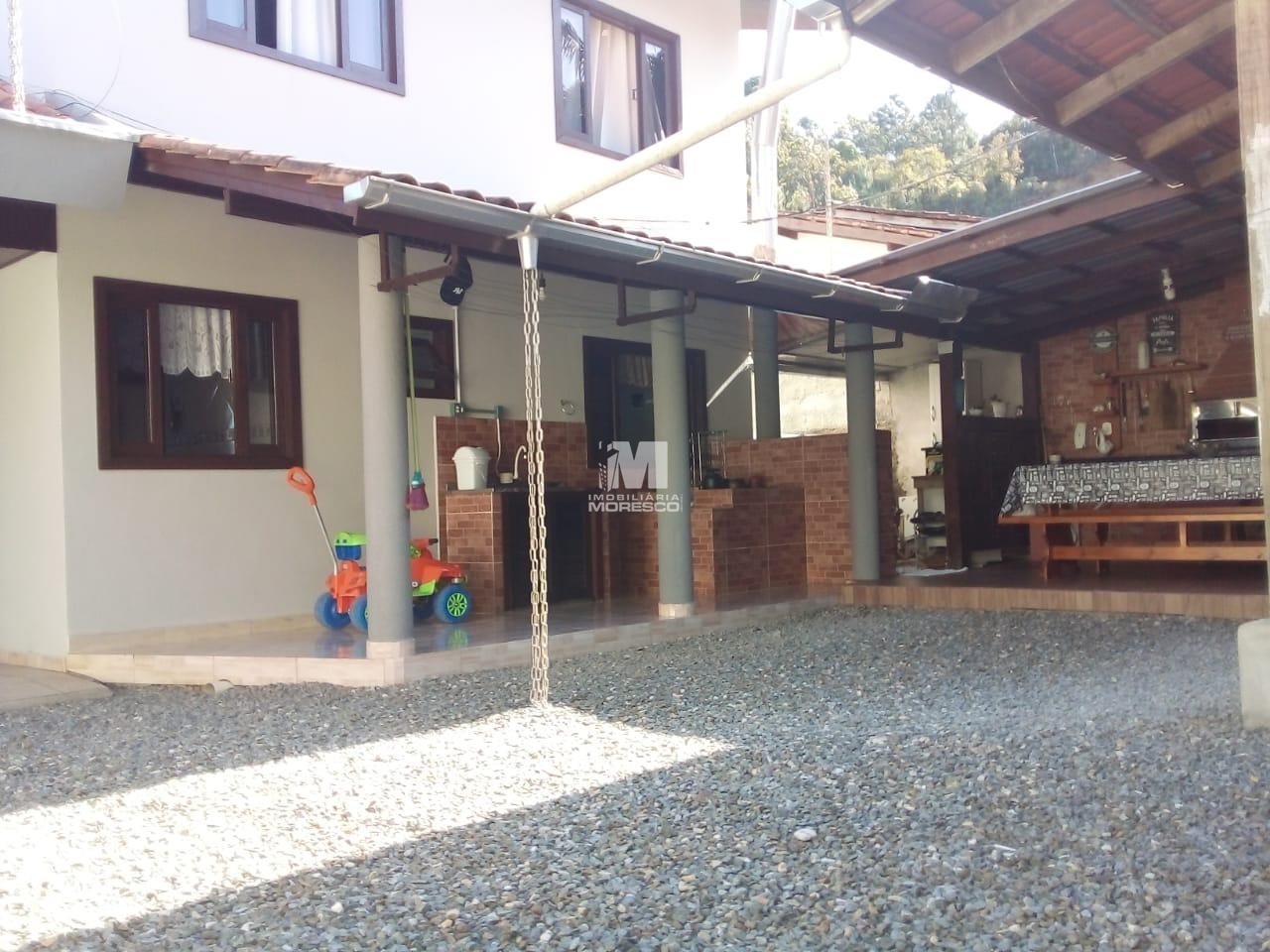 Casa à venda no bairro Dom Joaquim: 