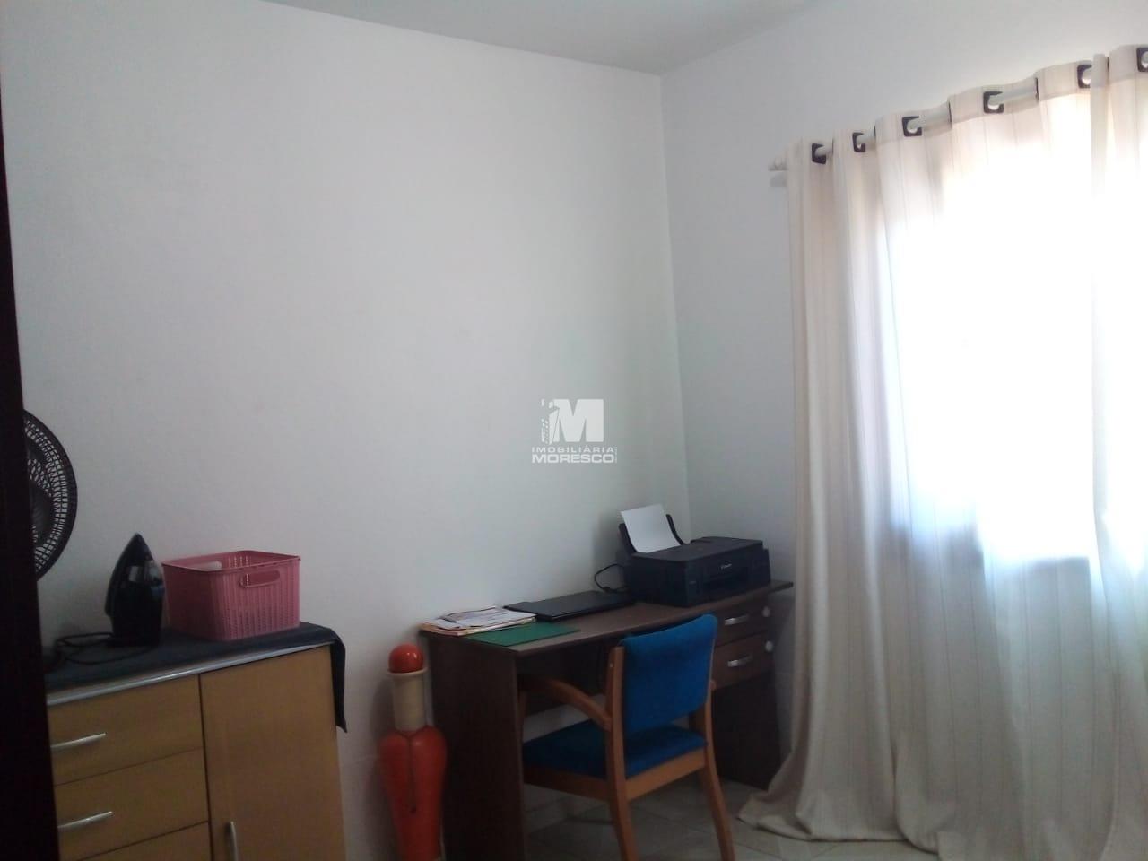 Casa à venda no bairro Dom Joaquim: 