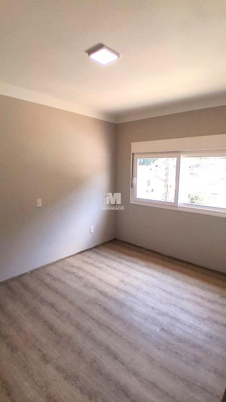 Casa para aluguel no bairro Azambuja: 