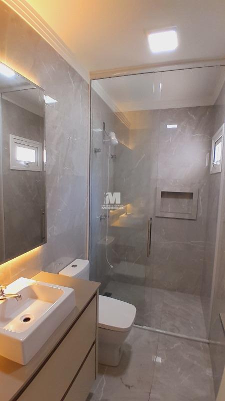 Casa para aluguel no bairro Azambuja: 