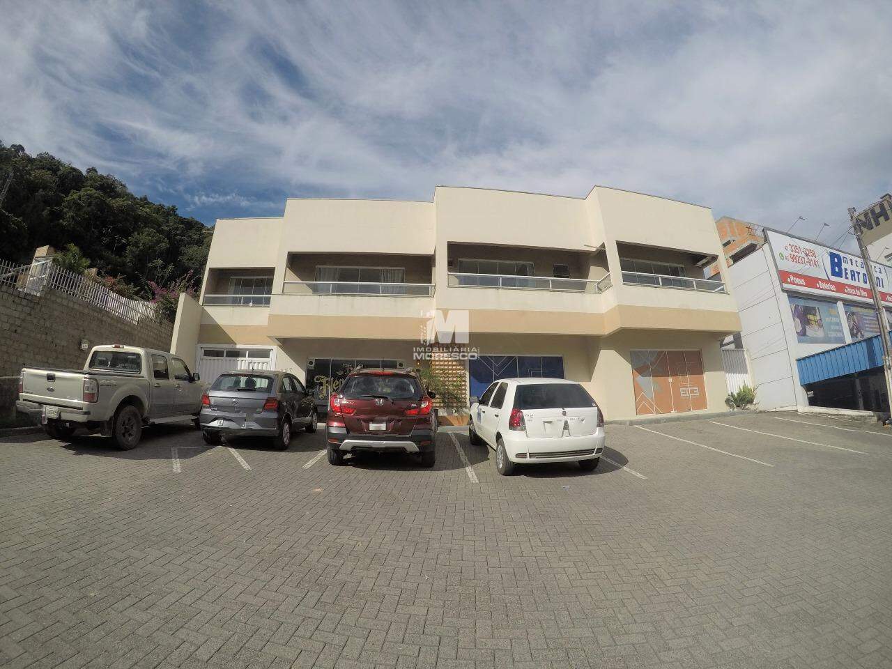 Sala Comercial de 4 quartos, 260m² no bairro Jardim Maluche, em Brusque | Eu Corretor