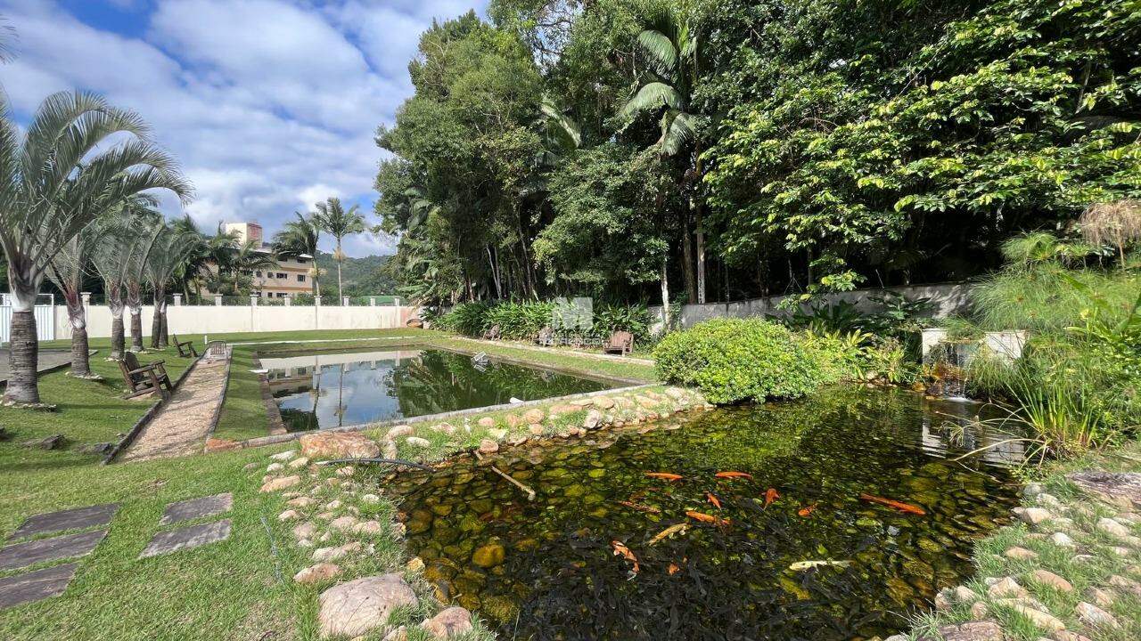Casa de 4 quartos, 600m² no bairro Paquetá, em Brusque | Eu Corretor