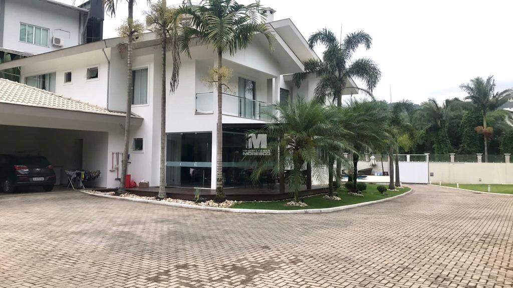 Casa de 4 quartos, 600m² no bairro Paquetá, em Brusque | Eu Corretor