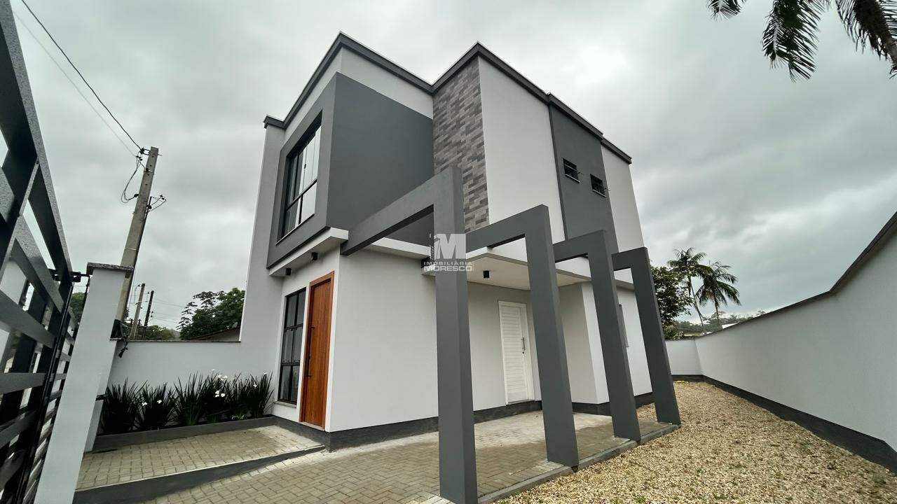 Casa à venda no bairro Centro: