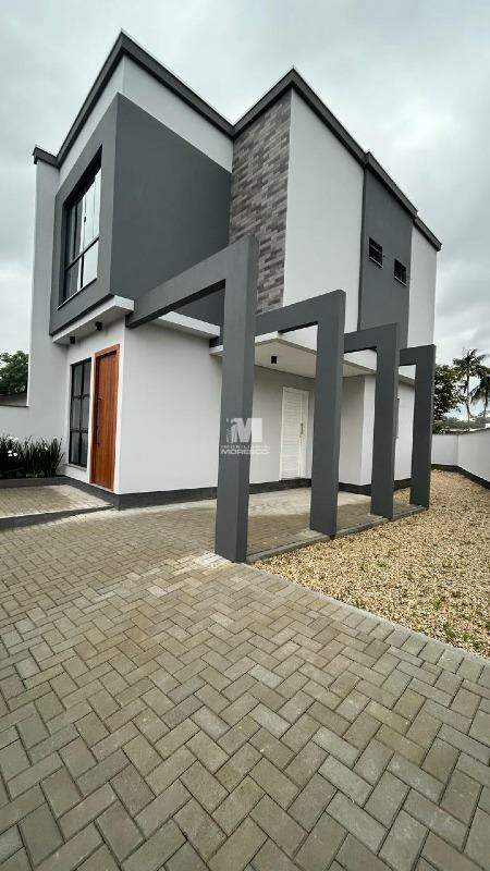 Casa à venda no bairro Centro: 