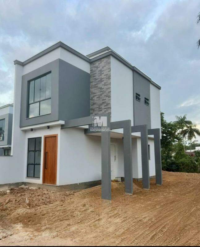 Casa de 2 quartos, 86m² no bairro Centro, em Guabiruba | Eu Corretor
