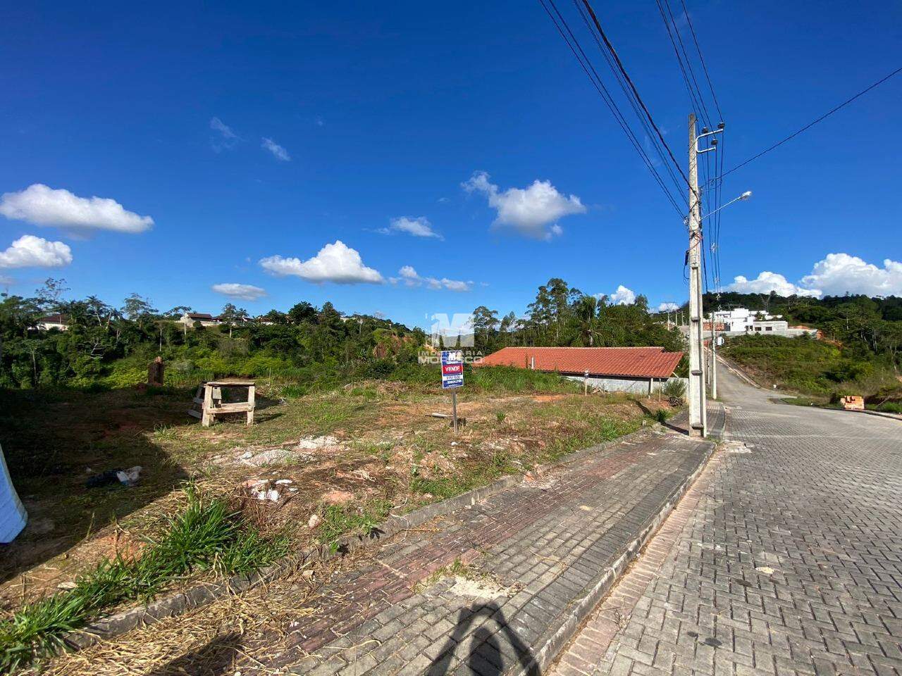 Terreno à venda no bairro Centro II: