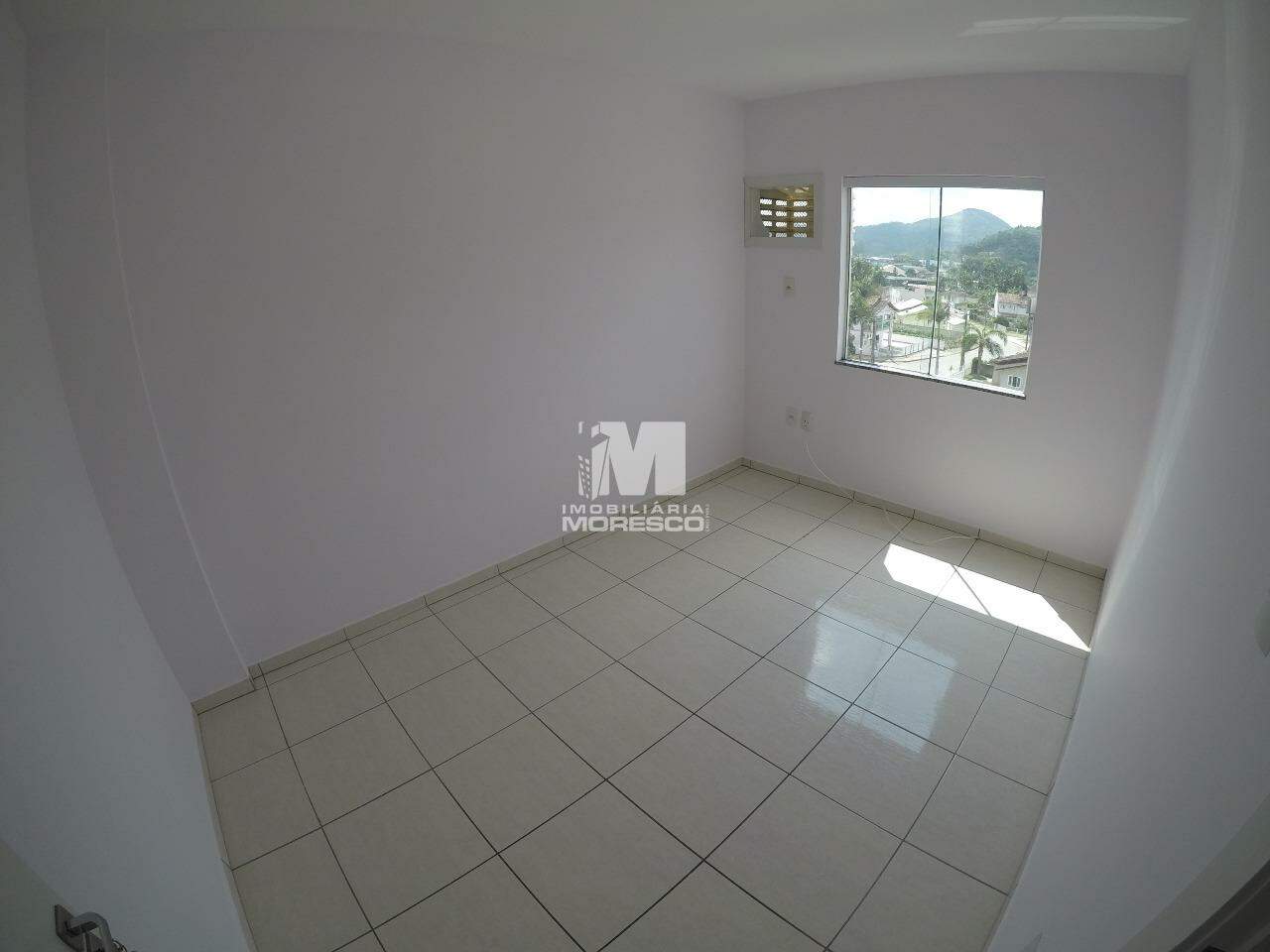 Apartamento para aluguel no bairro Santa Terezinha: