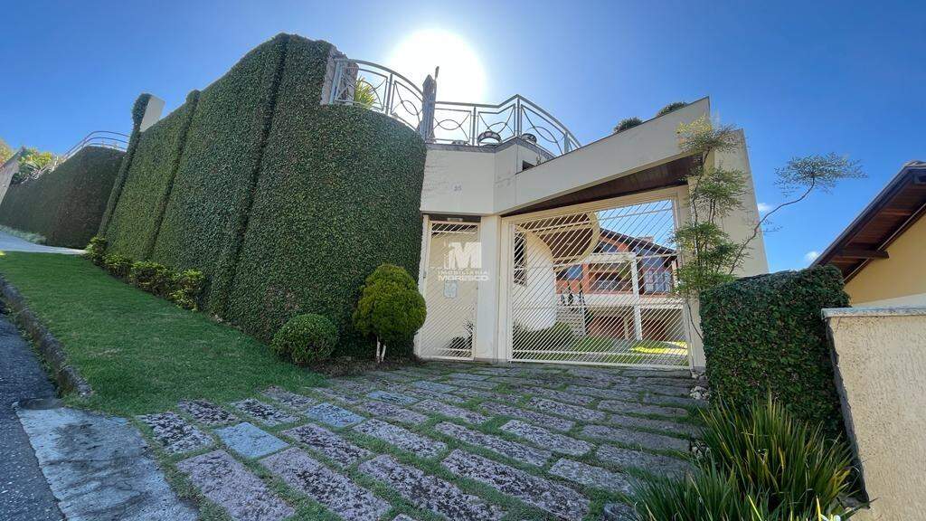 Casa de 600m² no bairro Centro I, em Brusque | Eu Corretor