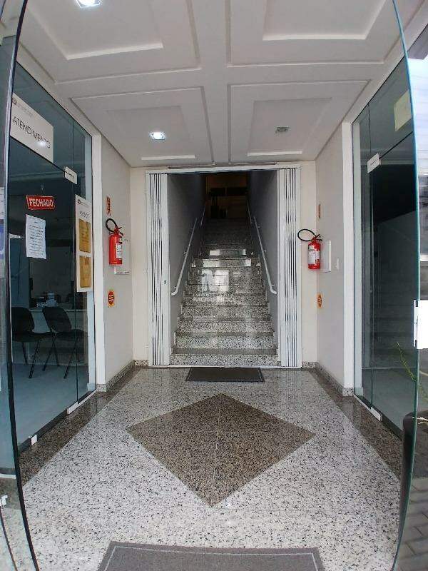 Sala Comercial para aluguel no bairro Centro: 
