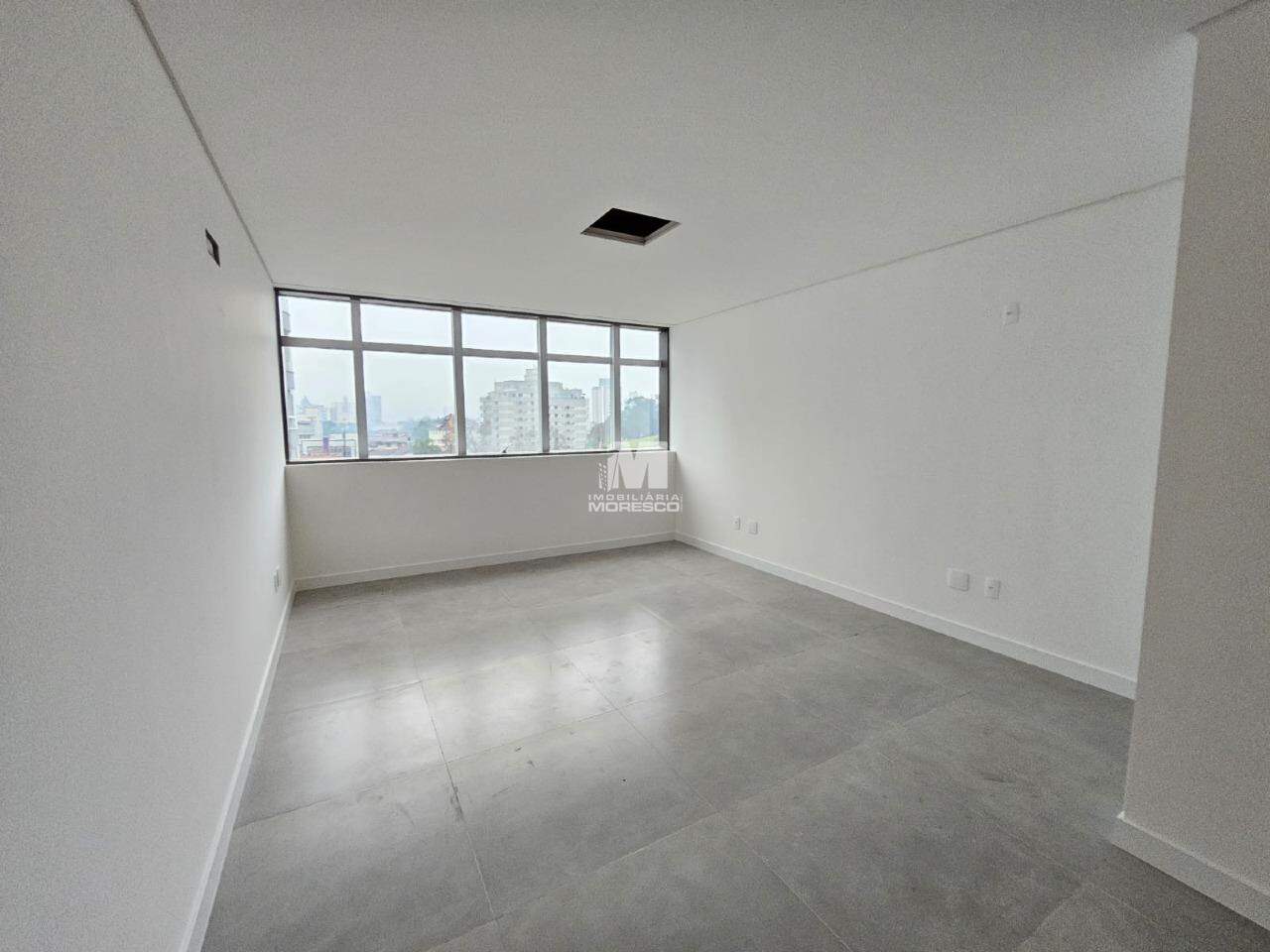 Sala Comercial de 41m² no bairro Centro I, em Brusque | Eu Corretor