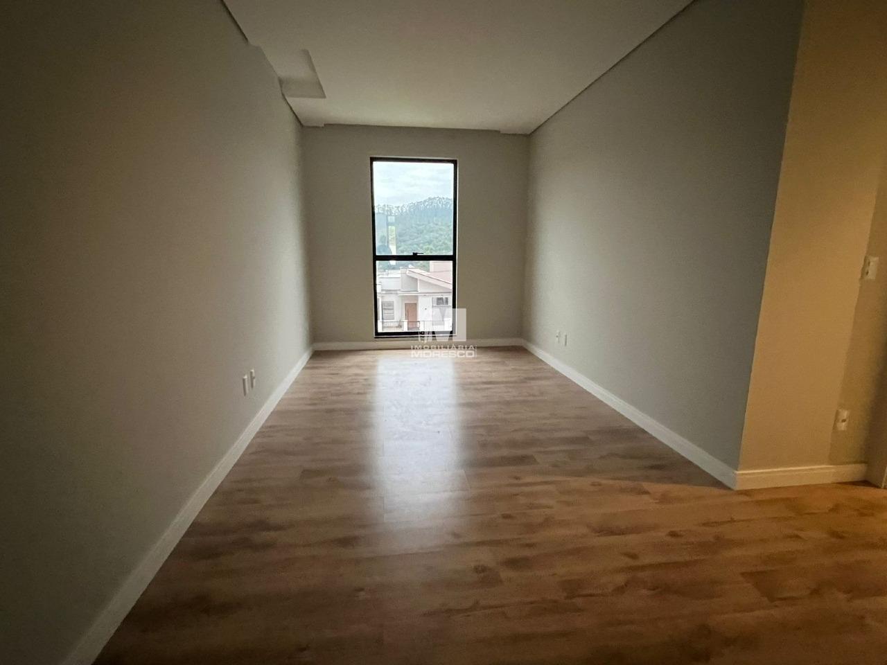 Casa à venda no bairro Primeiro de Maio: 