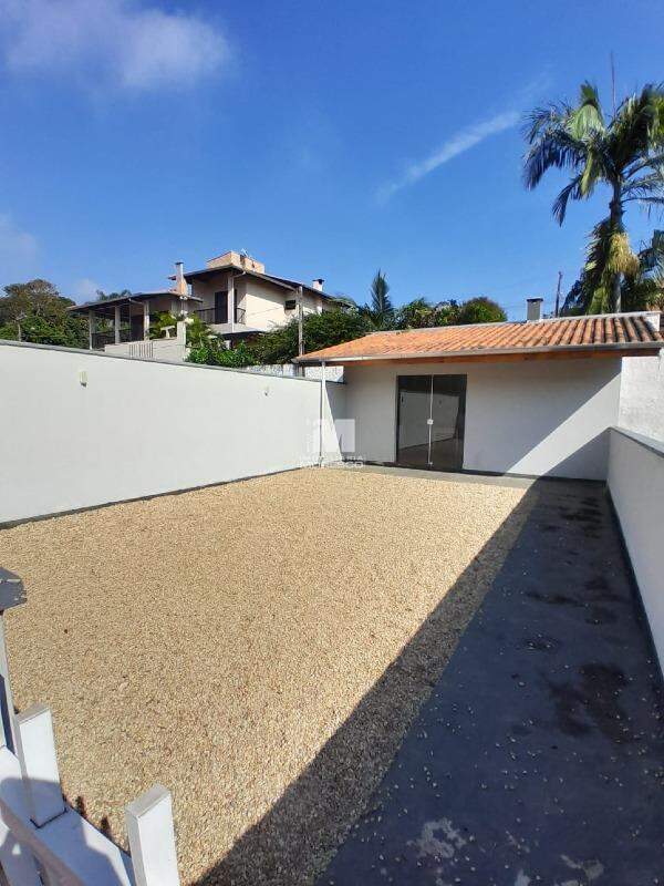 Casa para aluguel no bairro Dom Joaquim: 