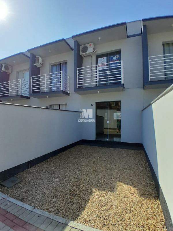 Casa para aluguel no bairro Dom Joaquim: 