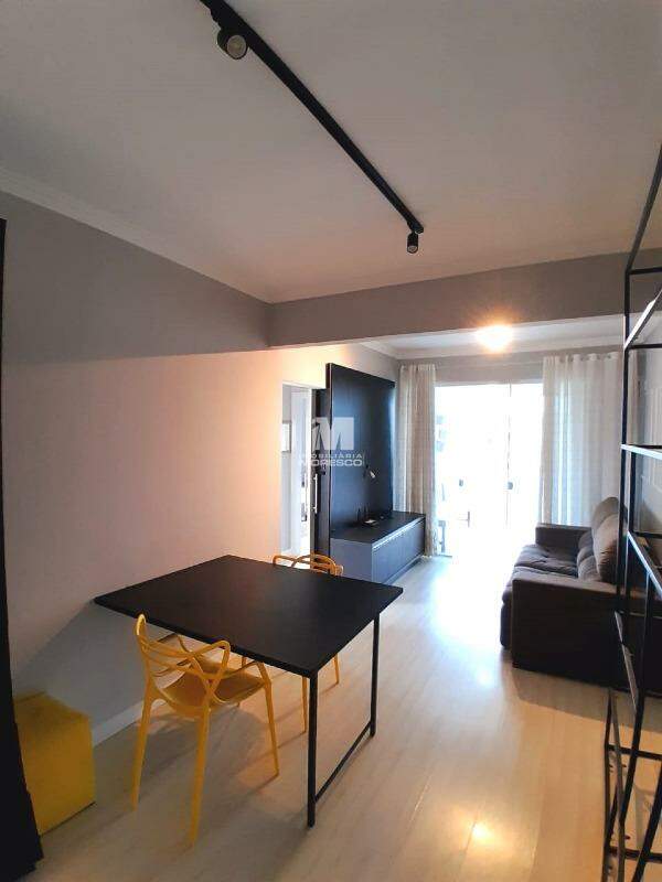 Apartamento para aluguel no bairro Santa Terezinha: 