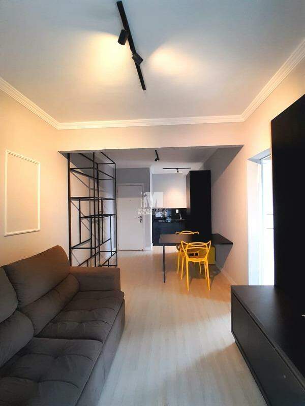 Apartamento para aluguel no bairro Santa Terezinha: 