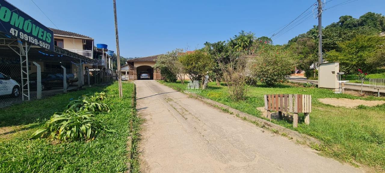Casa à venda no bairro Dom Joaquim: 