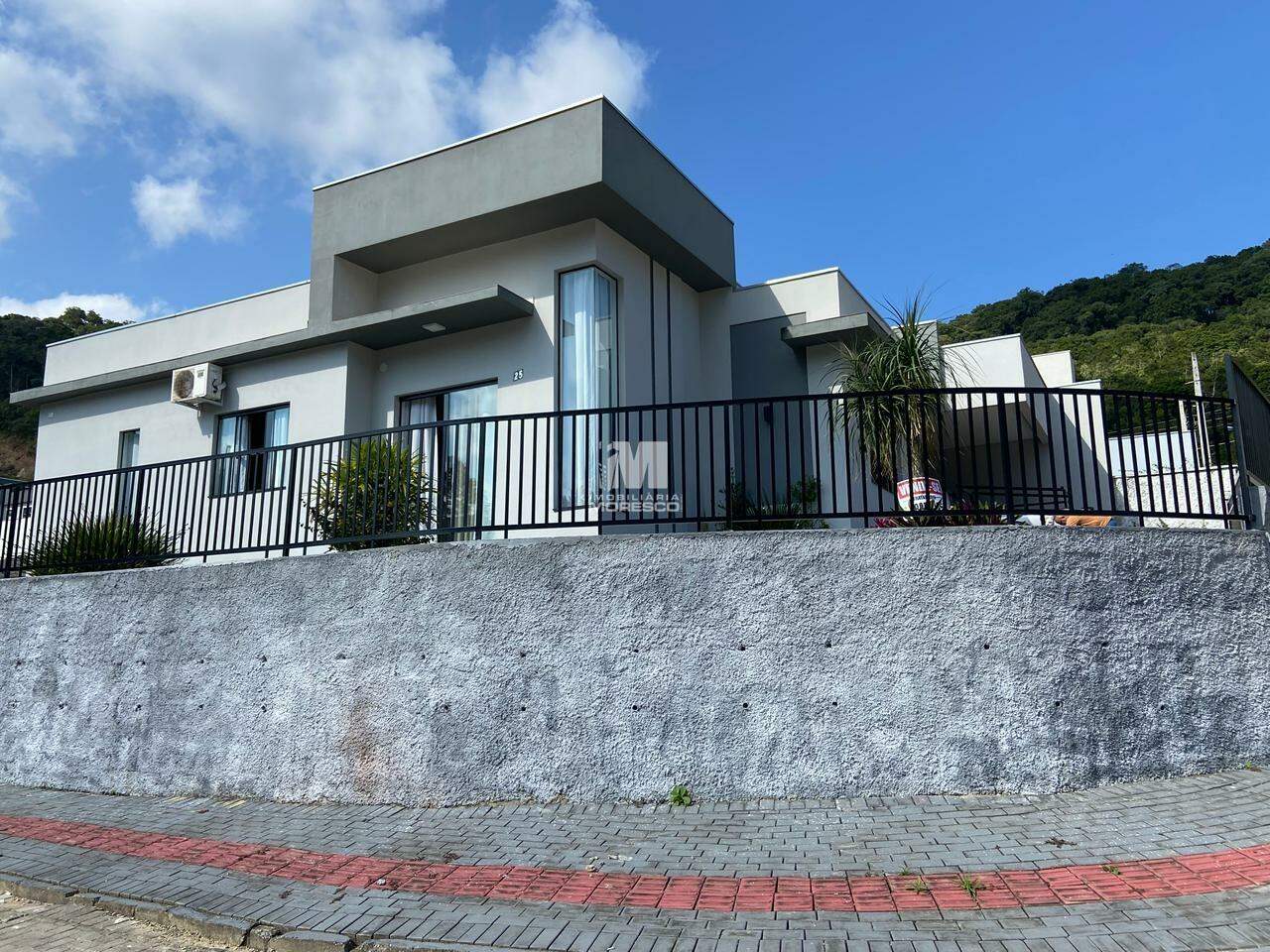 Casa à venda no bairro Limeira Baixa: 