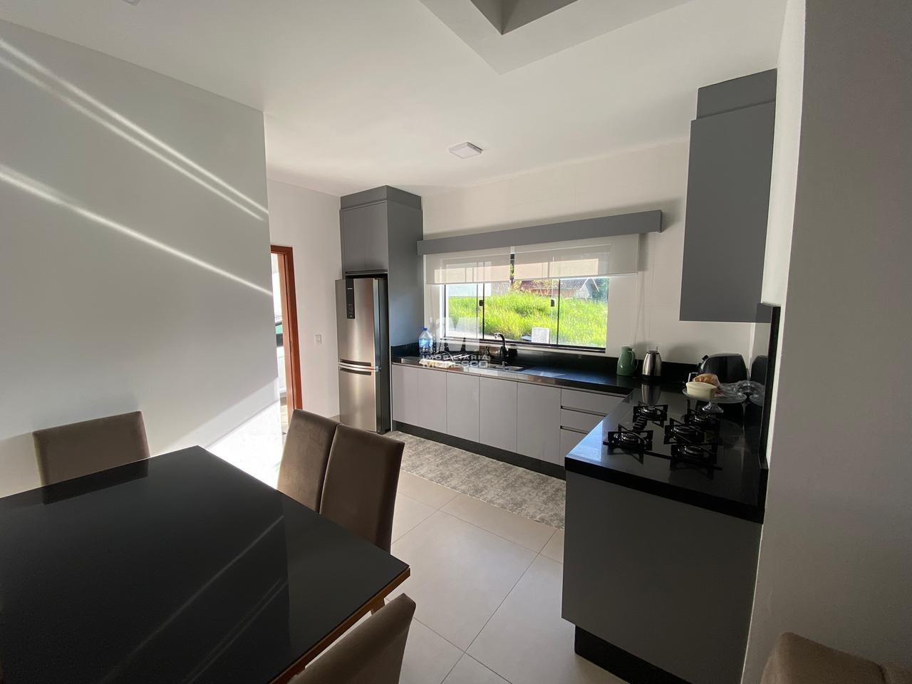 Casa à venda no bairro Limeira Baixa: 