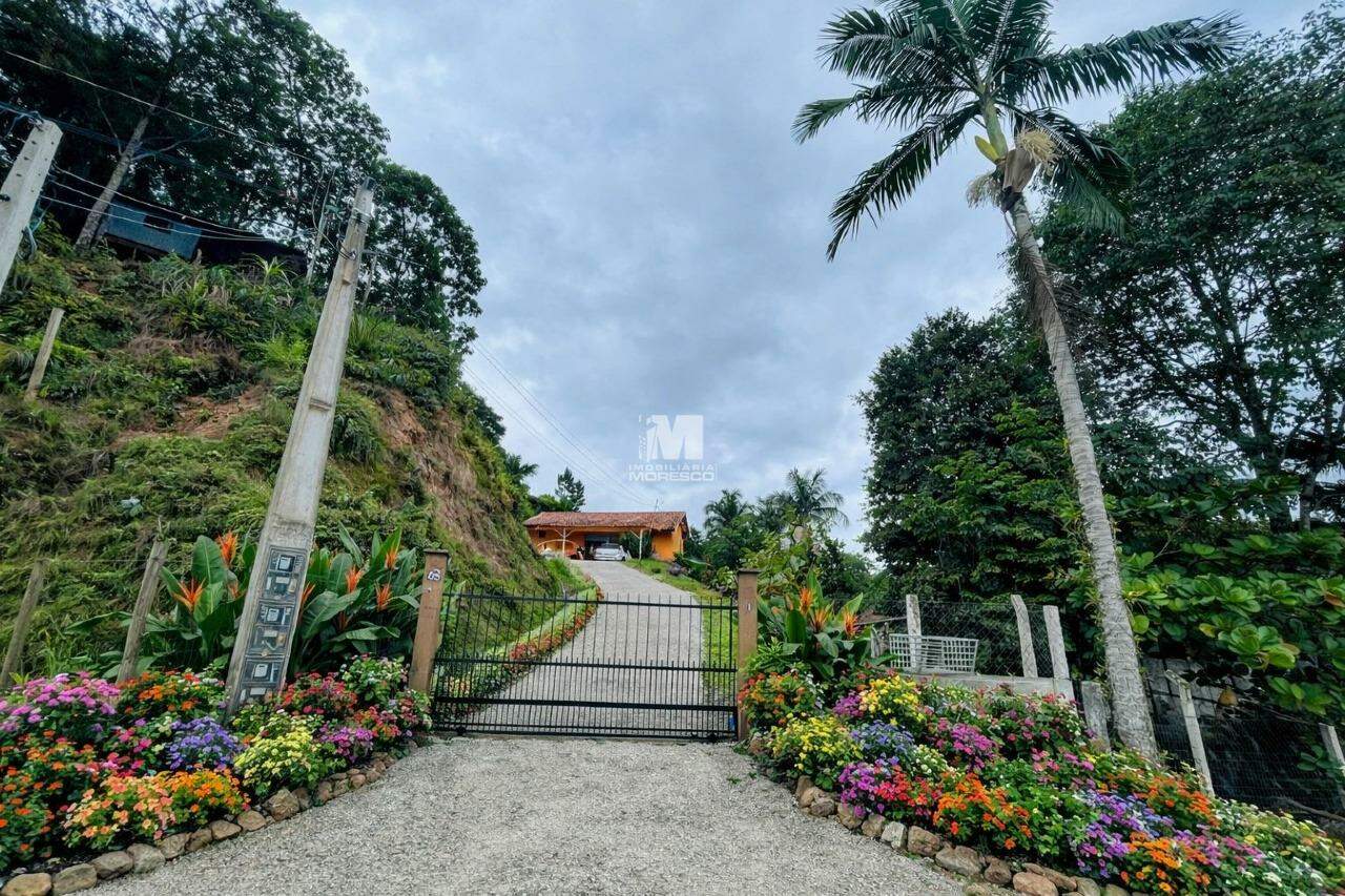Casa de 2 quartos, 100m² no bairro Brilhante I, em Itajaí | Eu Corretor