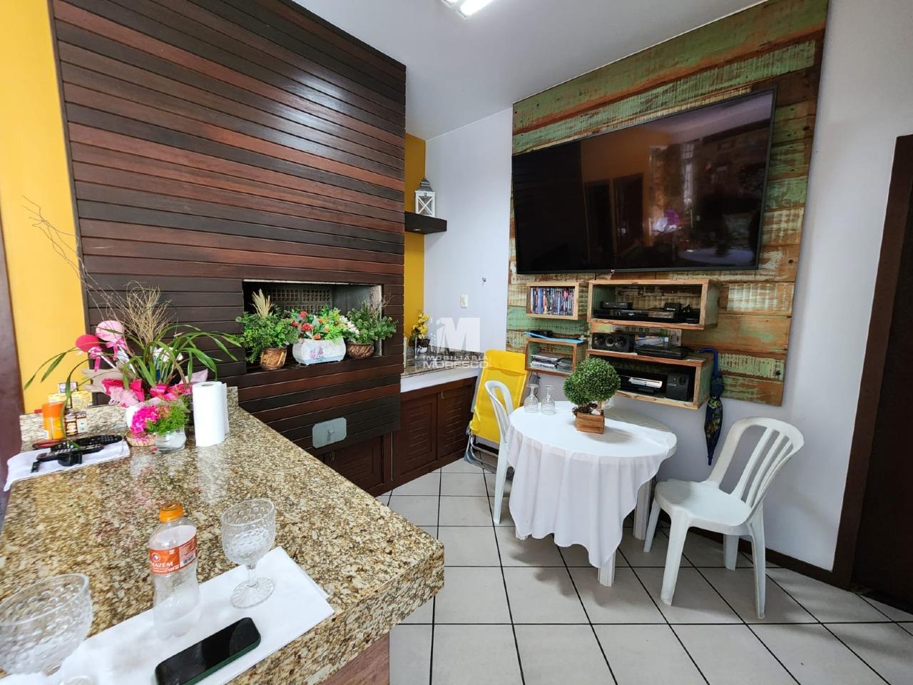 Casa à venda no bairro Guarani: 