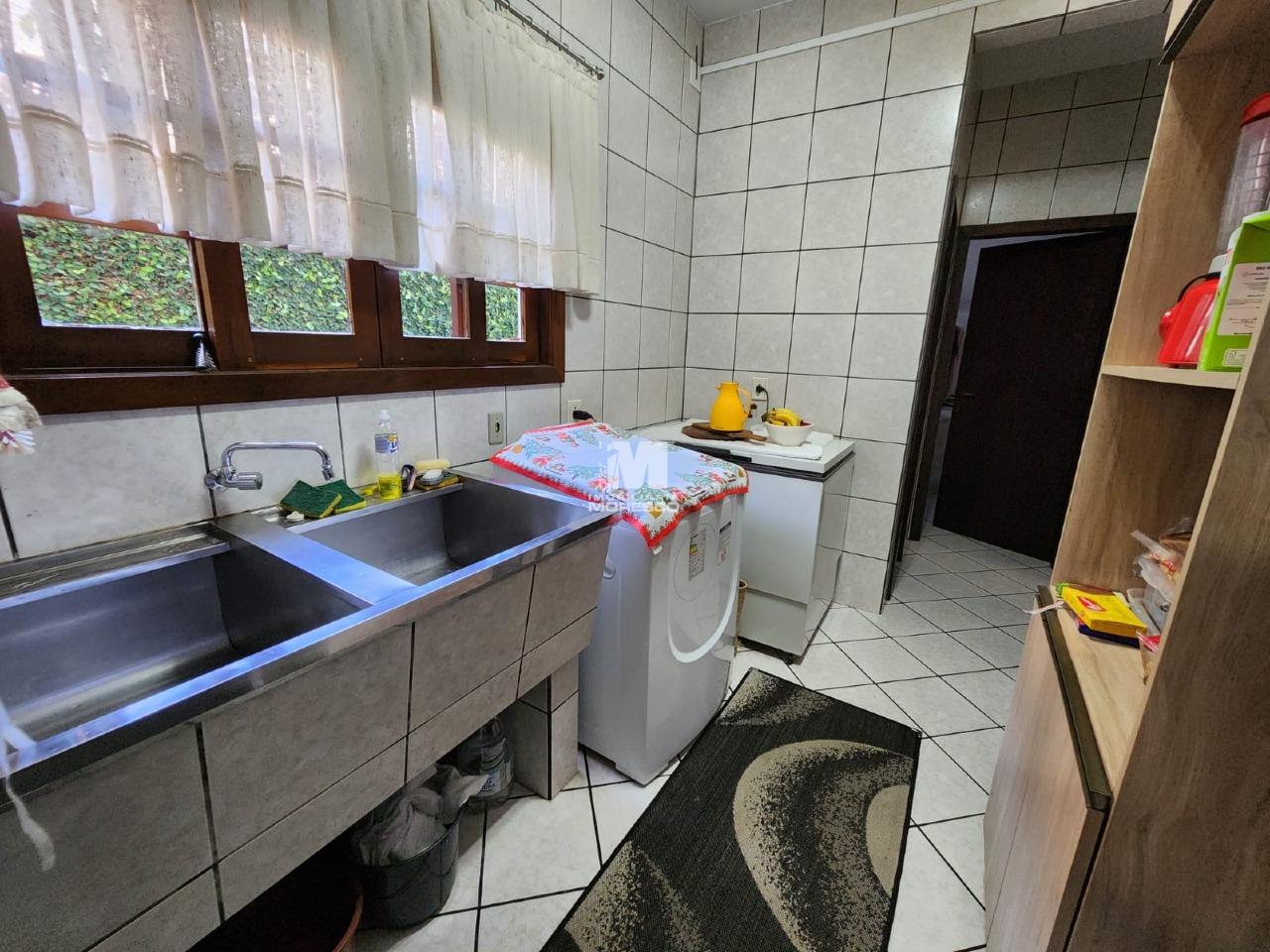 Casa à venda no bairro Guarani: 