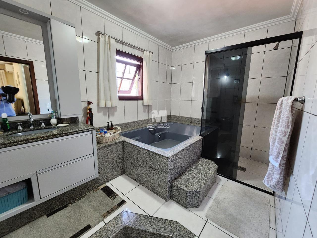 Casa à venda no bairro Guarani: 