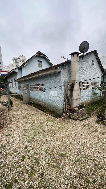 Terreno à venda no bairro São Luiz: