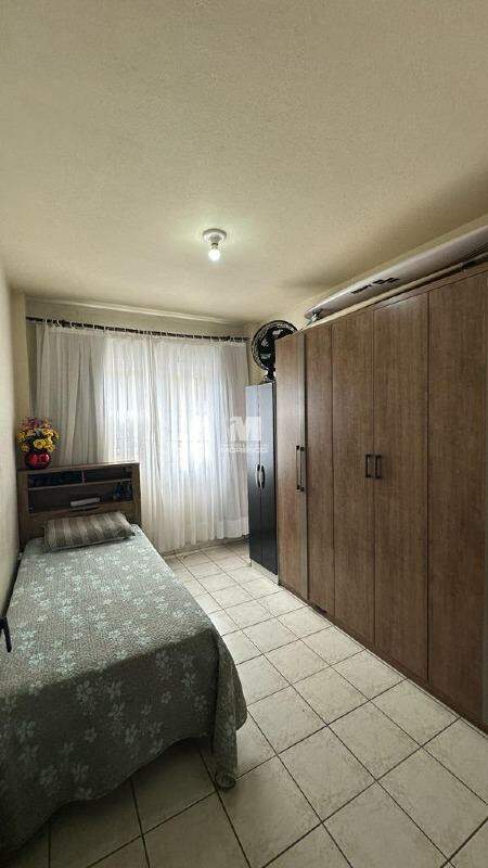 Apartamento à venda no bairro Centro I: 