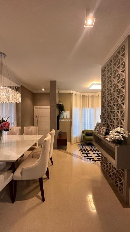 Casa à venda no bairro Centro: 