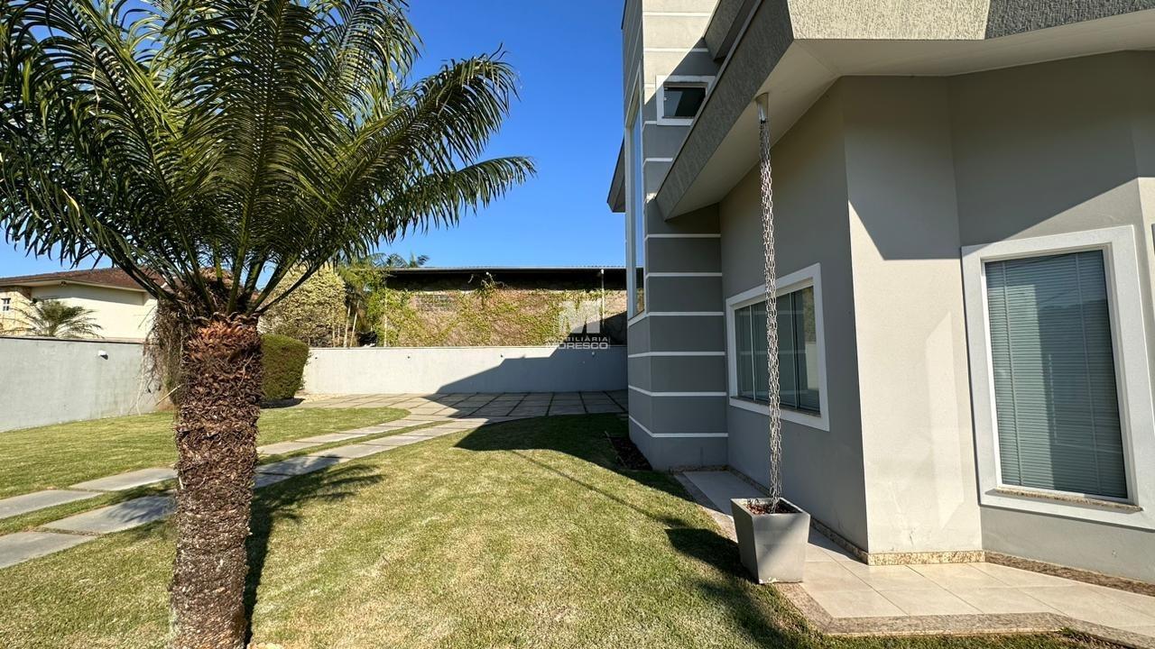 Casa à venda no bairro Centro: 