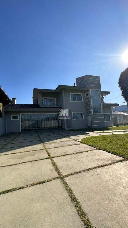 Casa à venda no bairro Centro: 