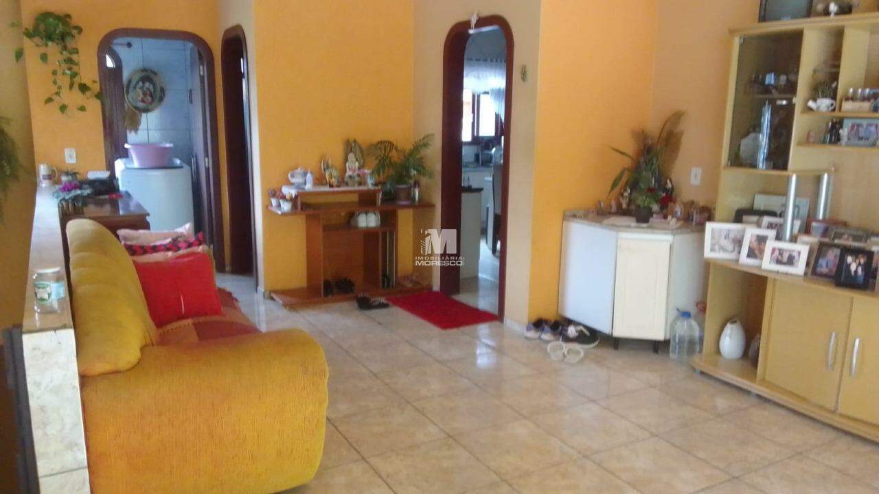 Casa à venda no bairro Centro: 