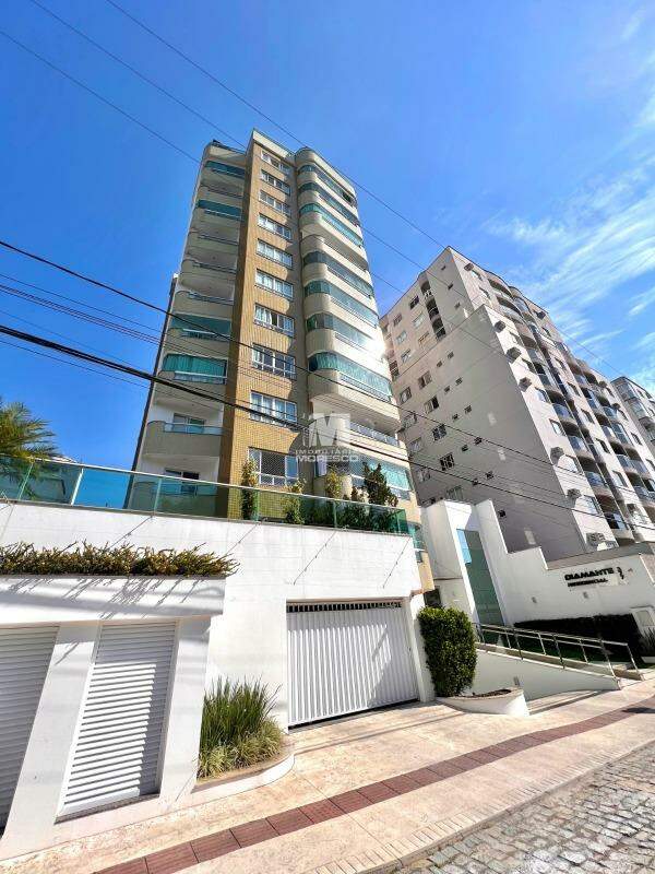 Apartamento de 3 quartos, 170m² no bairro Centro I, em Brusque | Eu Corretor