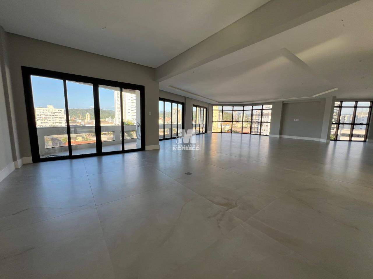 Apartamento de 4 quartos, 369m² no bairro Centro I, em Brusque | Eu Corretor