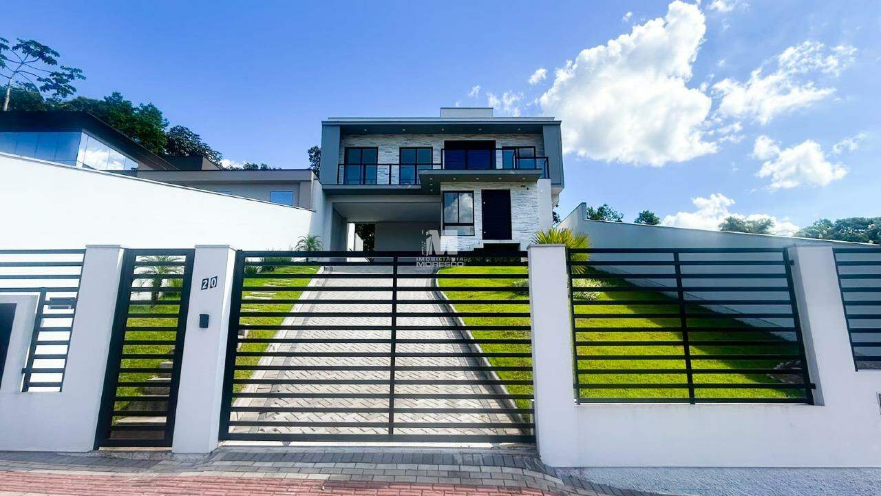 Casa de 3 quartos, 156m² no bairro Primeiro de Maio, em Brusque | Eu Corretor