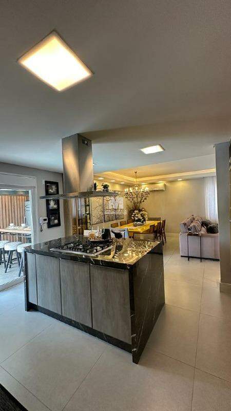 Casa à venda no bairro Dom Joaquim: