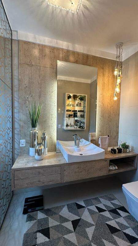 Casa à venda no bairro Dom Joaquim: