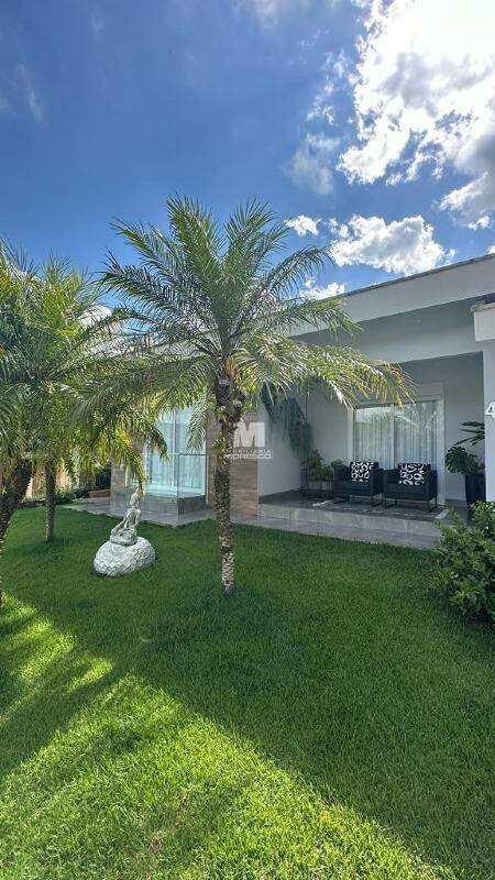 Casa à venda no bairro Dom Joaquim: