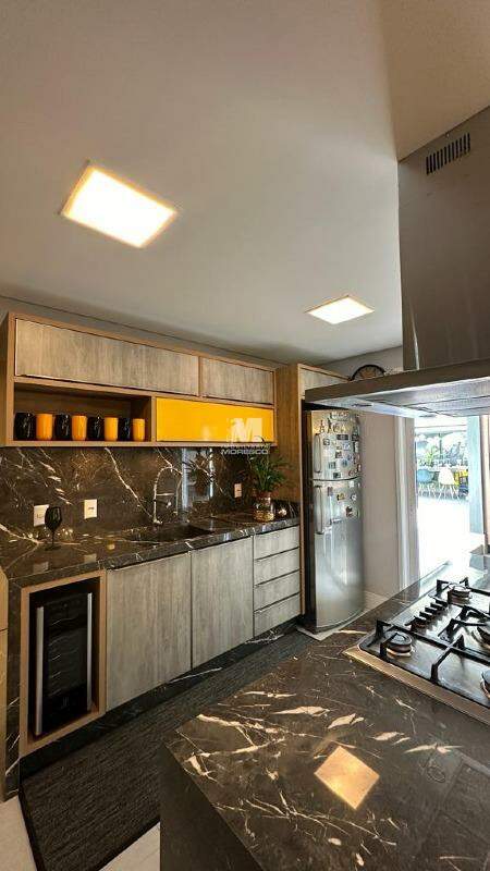 Casa à venda no bairro Dom Joaquim: