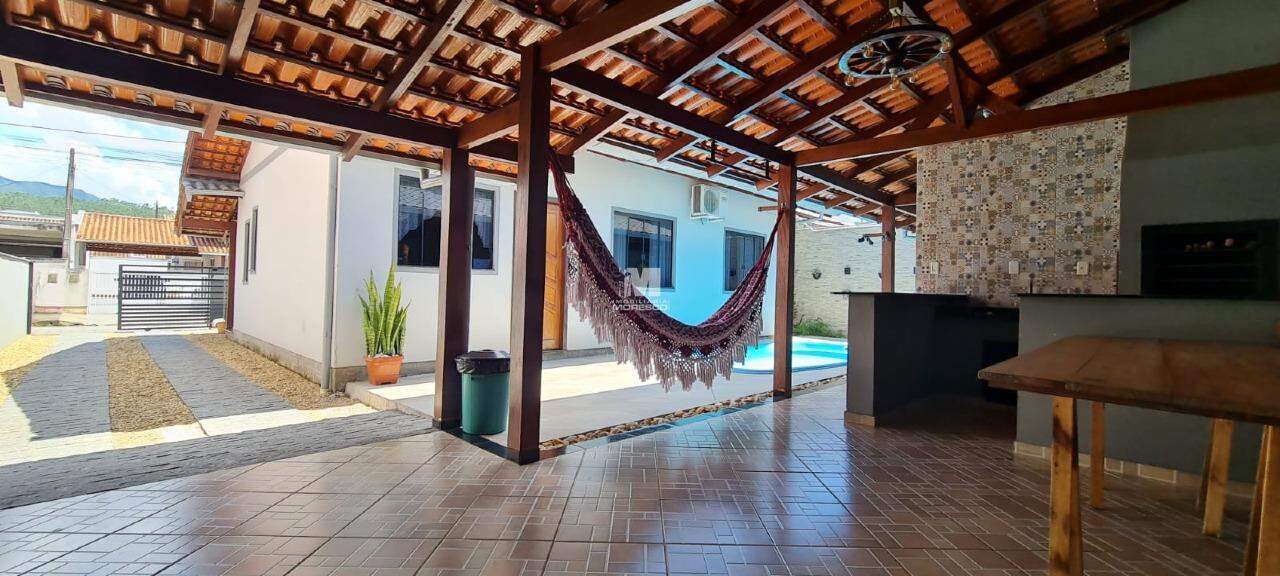 Casa à venda no bairro São João: 