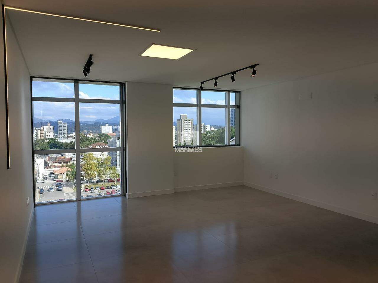 Sala Comercial para aluguel no bairro Centro I: 