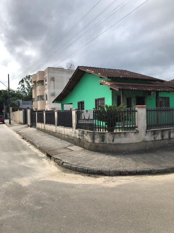 Casa à venda no bairro Limoeiro: 
