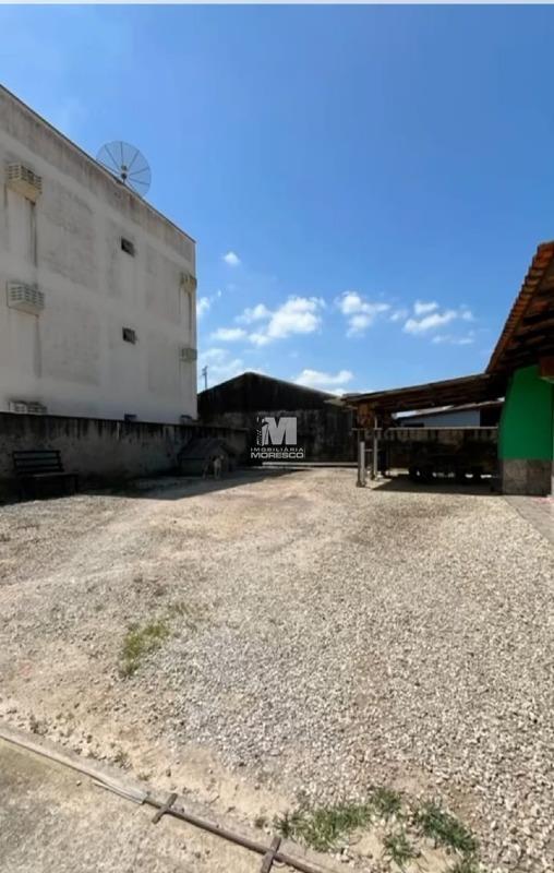 Casa à venda no bairro Limoeiro: 