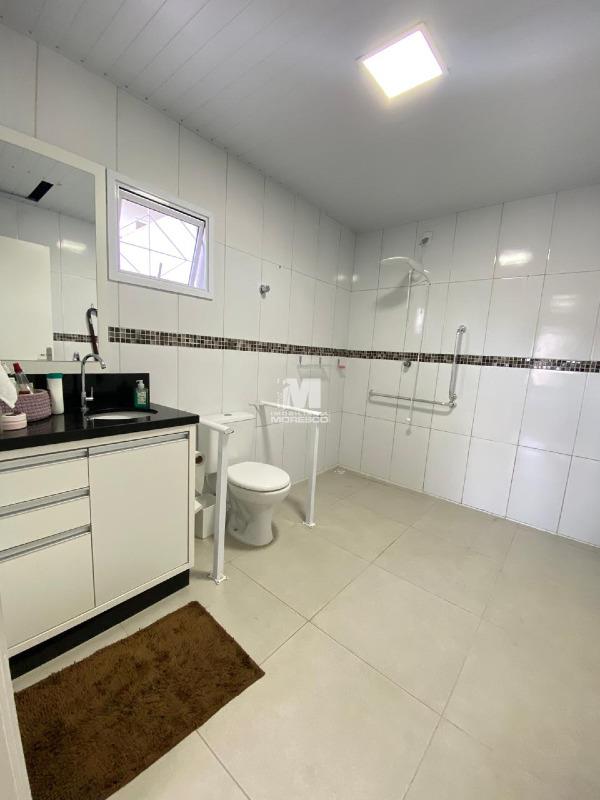 Casa à venda no bairro São Luiz: