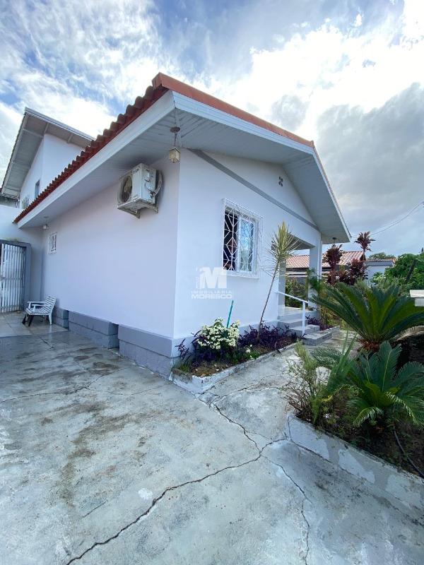 Casa à venda no bairro São Luiz: